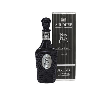 A.H. Riise Non Plus Ultra Rum Black Edition